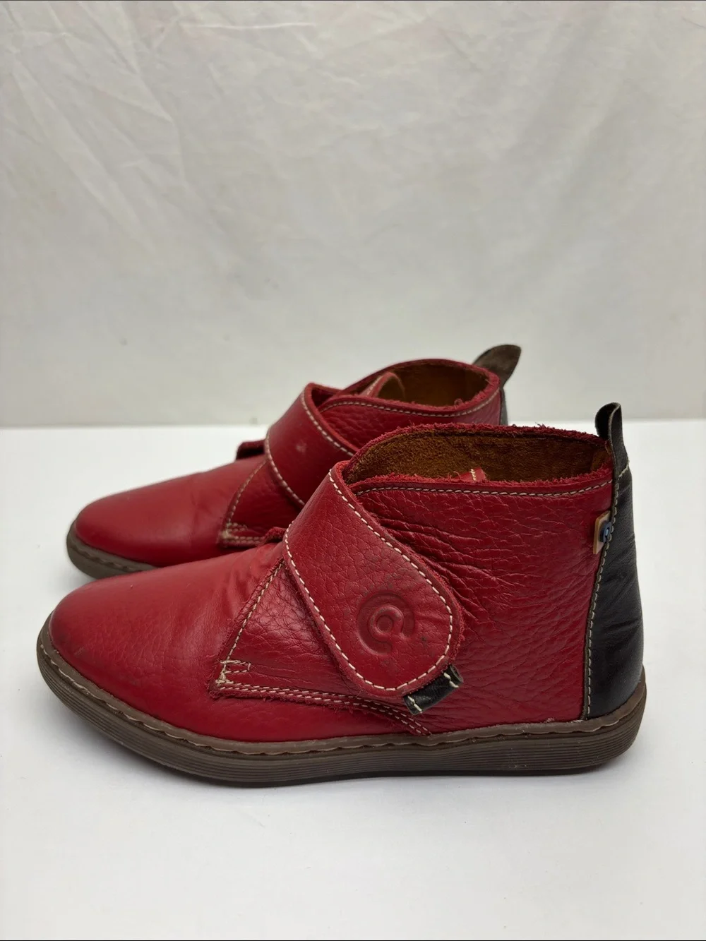 GoFlex Red Girls' Leather Mary Jane Shoes, SZ 28, box 27